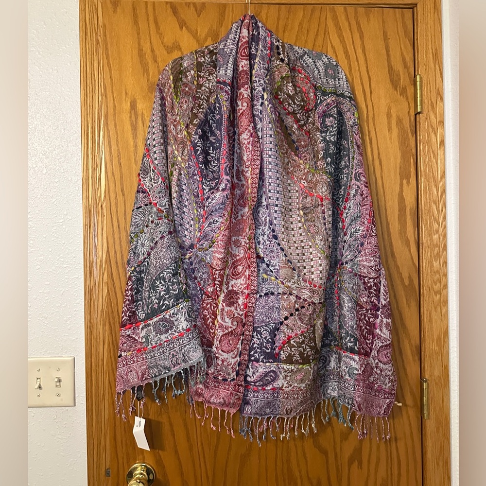 Raj Paisley Patterned Scarf - NWT - OS